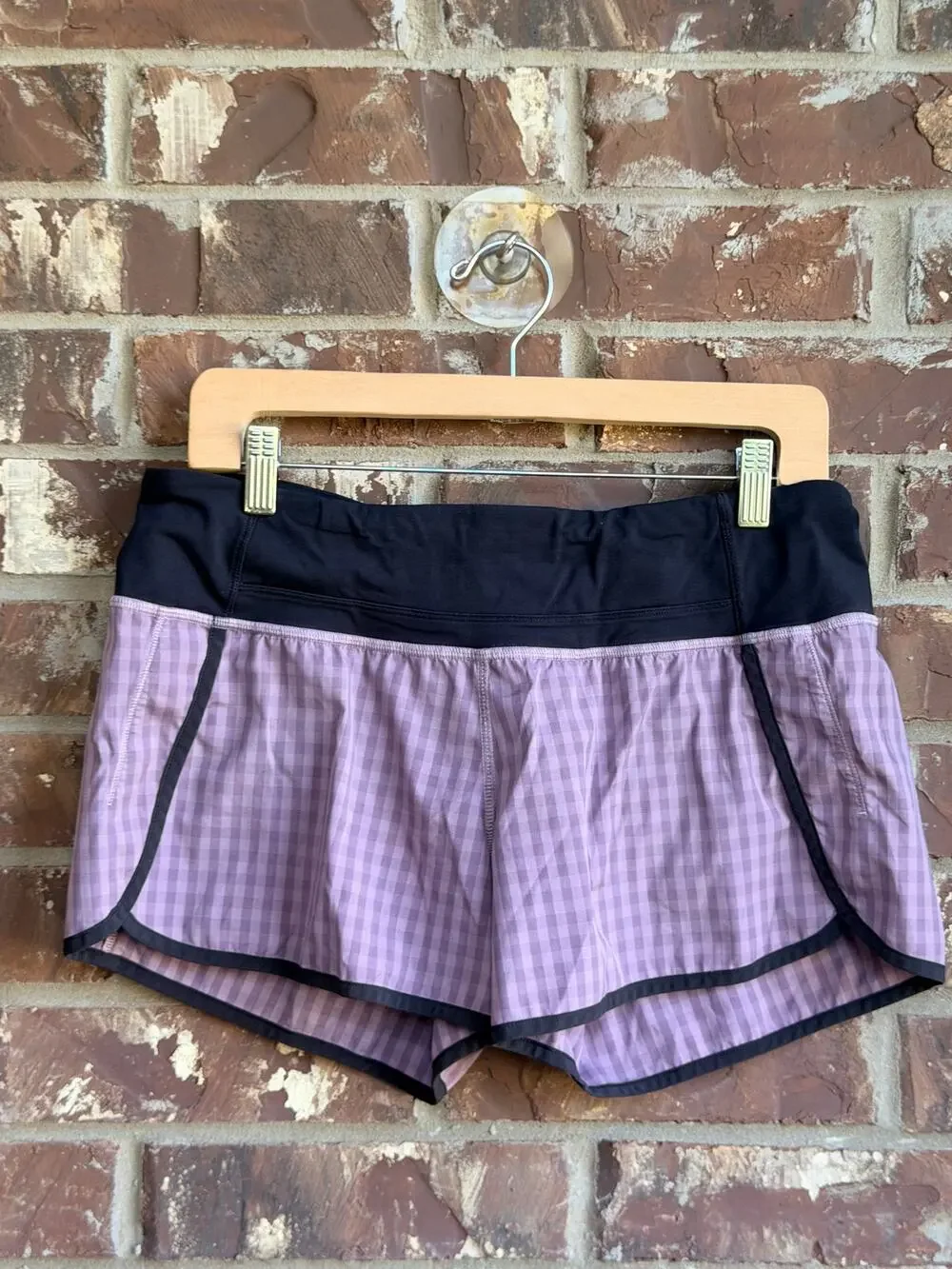 Lululemon Run Speed Shorts Purple Gingham Plaid Size 8